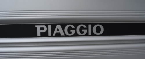 Lettering tailgate
