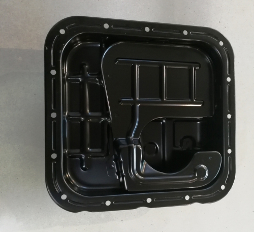 Oil pan